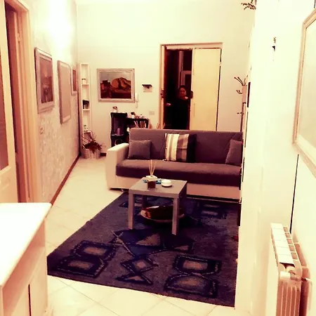 La Maison Des Caprices_ _stazione_5terre